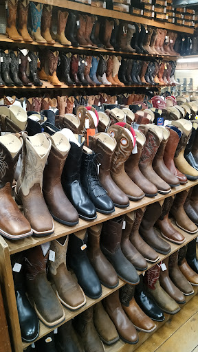 Western Apparel Store «Country General Store», reviews and photos, 6279 Van Nuys Blvd, Van Nuys, CA 91401, USA