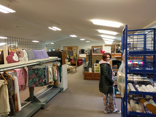 Thrift Store «Senior Thrift - Benefitting Island Senior Resources», reviews and photos, 5518 Woodard Ave, Freeland, WA 98249, USA