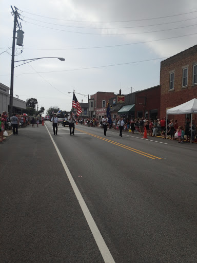 Hardware Store «Whitmore Ace Hardware», reviews and photos, 210 S State St, Manhattan, IL 60442, USA