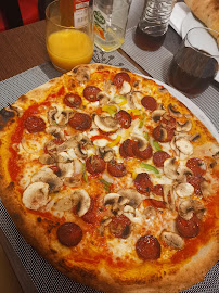 Pizza du Restaurant Pizzeria Vecchia Roma à Soultz-Haut-Rhin - n°13