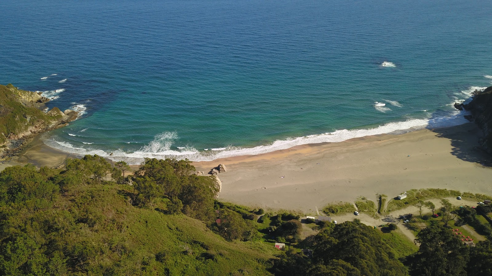 Playa de Otur'in fotoğrafı doğal alan içinde bulunmaktadır