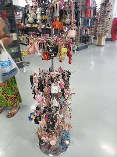 Shopping Mall «Lakes Mall», reviews and photos, W Oakland Park Blvd, Fort Lauderdale, FL 33319, USA