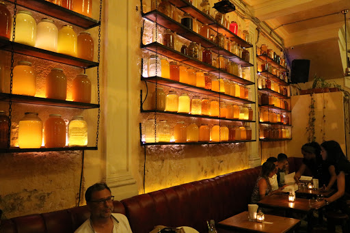 Bars with reserved areas for couples in Cartagena