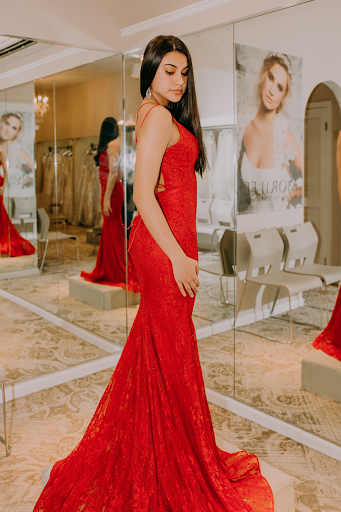 Bridal Shop «J & B Bridals & Formals», reviews and photos, 136 S Main St, Chambersburg, PA 17201, USA