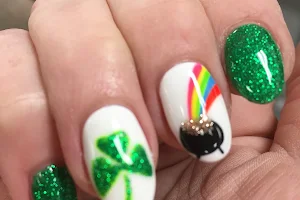 V & L Nails image