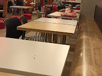 Atmosphère du Restaurant KFC Brétigny-sur-Orge à Brétigny-sur-Orge - n°6