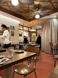 Atmosphère du Restaurant indien Delhi Bazaar à Paris - n°5