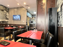 Atmosphère du Restaurant indien Thalappakatti Paris - n°5