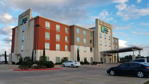 Holiday Inn Express & Suites Bay City, an IHG Hotel image 1