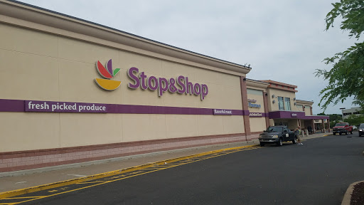 Grocery Store «Stop & Shop», reviews and photos, 930 N Colony Rd, Wallingford, CT 06492, USA