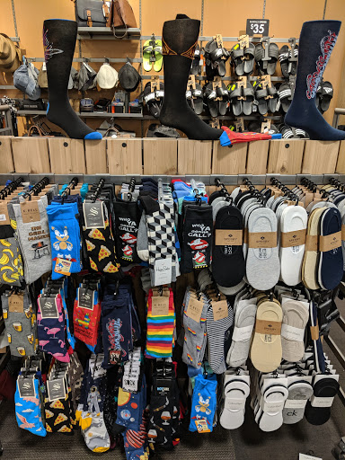 Shoe Store «DSW Designer Shoe Warehouse», reviews and photos, 696 Post Rd, Fairfield, CT 06824, USA