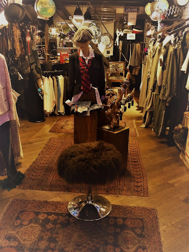 Magasin de vêtements pour femmes boutique Downtown 36 rue Droite vieux Nice Nice