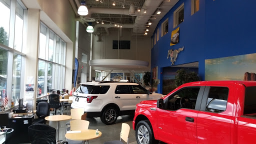 Car Dealer «Tasca Automotive Group», reviews and photos, 1300 Pontiac Ave, Cranston, RI 02920, USA