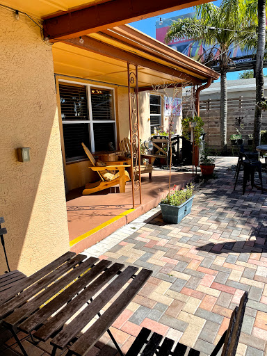 Coffee Shop «Calusa Coffee Roasters», reviews and photos, 161 E Commercial Blvd, Fort Lauderdale, FL 33334, USA