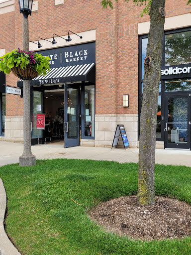 Shopping Mall «Village Of Rochester Hills», reviews and photos, 104 Adams Rd, Rochester, MI 48309, USA