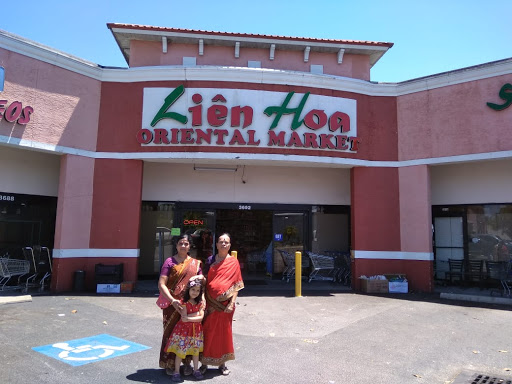 Lien Hoa Oriental Market, 3692 W Waters Ave, Tampa, FL 33614, USA, 