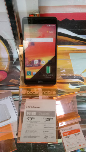 Cell Phone Store «Boost Mobile Premier Store», reviews and photos, 1060 Mt Vernon Rd, Newark, OH 43055, USA