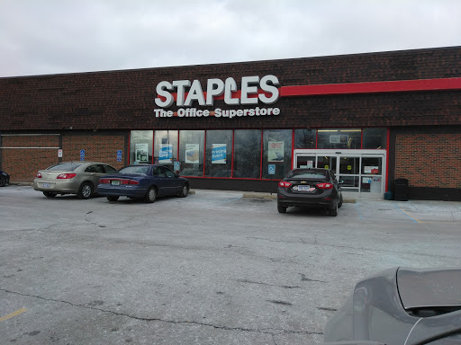 Office Supply Store «Staples», reviews and photos, 17410 Mack Ave, Grosse Pointe, MI 48230, USA