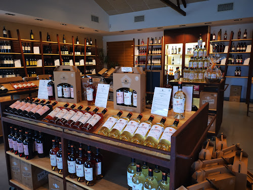 Caviste Cave Arnaud de Villeneuve - Tous les vins du Roussillon Salses-le-Château