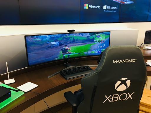 Computer Store «Microsoft Store - Freehold Raceway Mall», reviews and photos, 3710 U.S. 9, Freehold, NJ 07728, USA