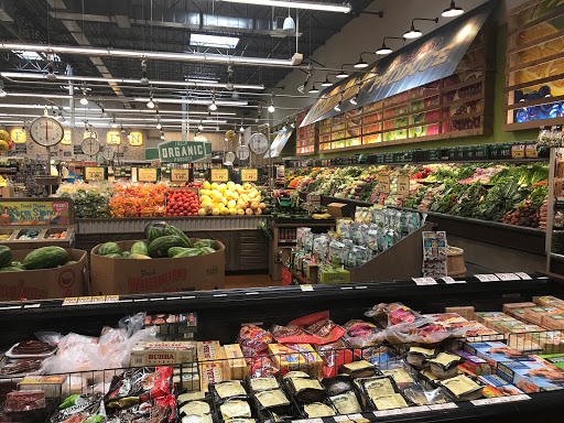 Grocery Store «Fresh Thyme Farmers Market- Fairview Heights», reviews and photos, 6569 N Illinois St, Fairview Heights, IL 62208, USA