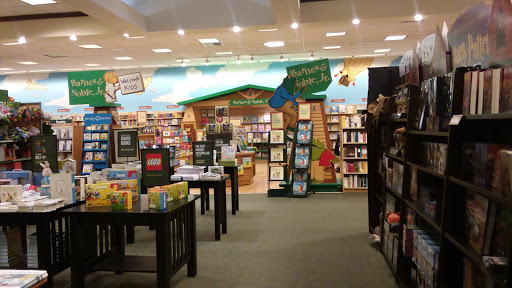 Book Store «Barnes & Noble», reviews and photos, 567 N Stephanie St, Henderson, NV 89014, USA