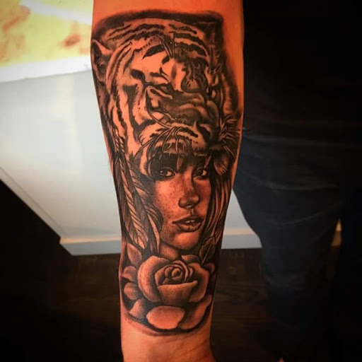 Tattoo Shop «Ethos Tattoo», reviews and photos, 203 W Michigan Ave #206, Saline, MI 48176, USA