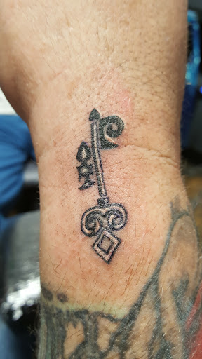 Tattoo Shop «City Ink Tattoo Parlor», reviews and photos, 22 Main St, New Britain, CT 06051, USA