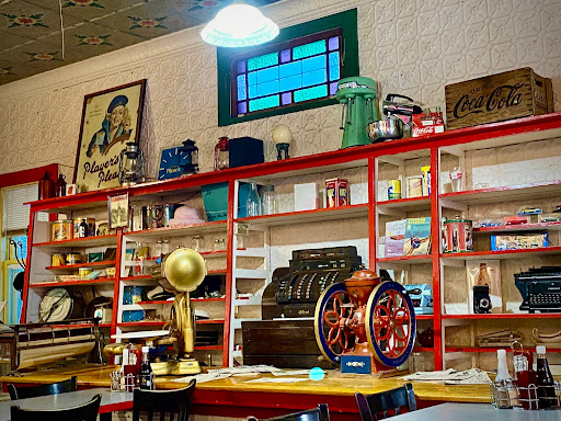 General Store «Clarkes General Store & Eatery», reviews and photos, 25760 S Beavercreek Rd, Beavercreek, OR 97004, USA