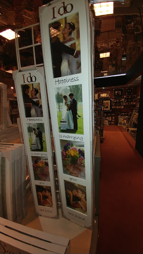 Shopping Mall «Reading Mall», reviews and photos, 4500 Perkiomen Ave, Reading, PA 19606, USA