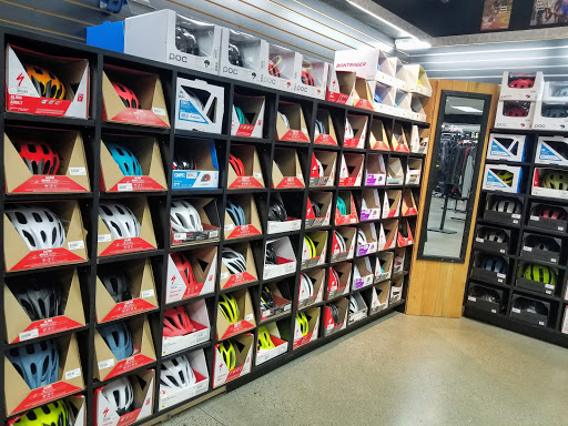 Bicycle Store «Bicycle Centres of Everett», reviews and photos, 4707 Evergreen Way, Everett, WA 98203, USA