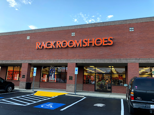 Rack Room Shoes, 1819 Matthews Township Pkwy, Matthews, NC 28105, USA, 