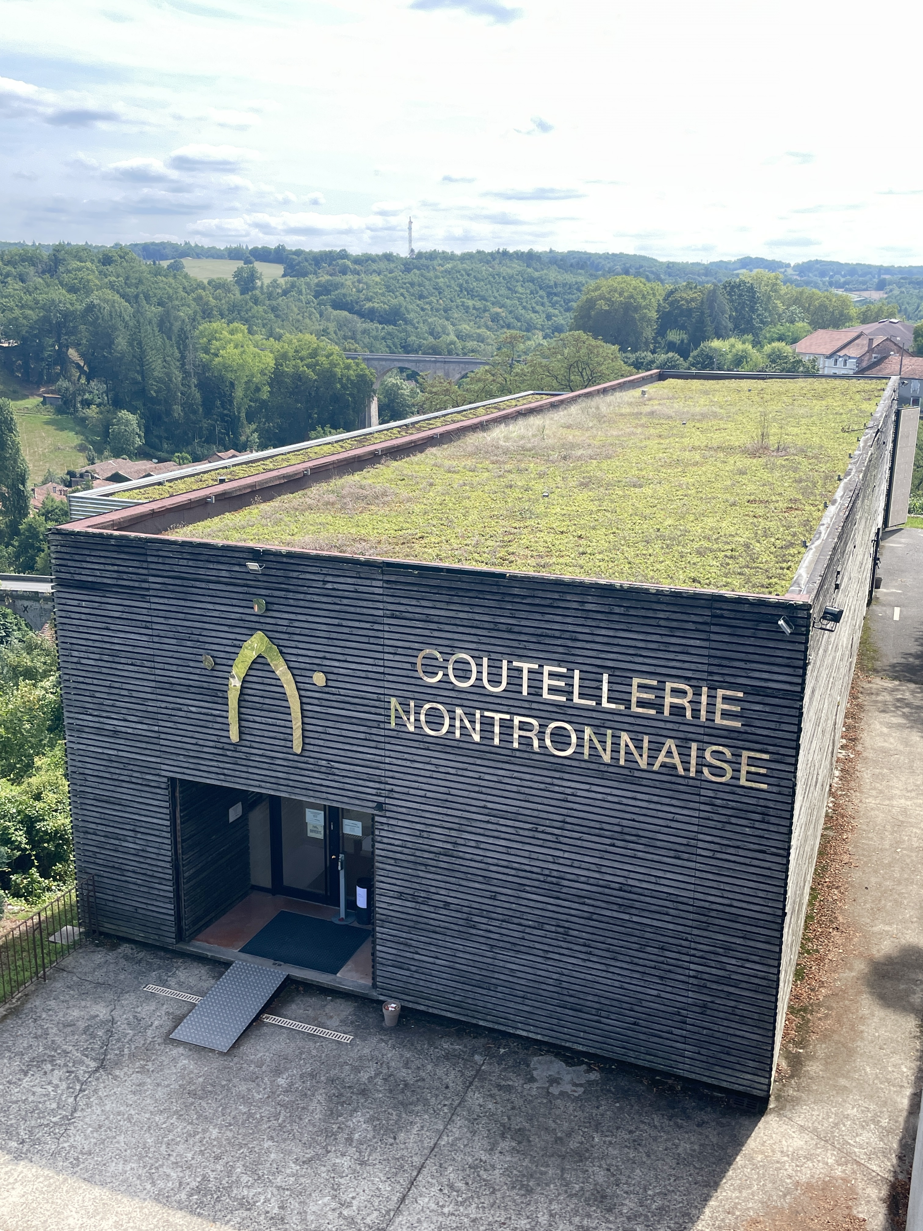Photo n° 1 de l'avis de H.y fait le 18/08/2023 à 06:42