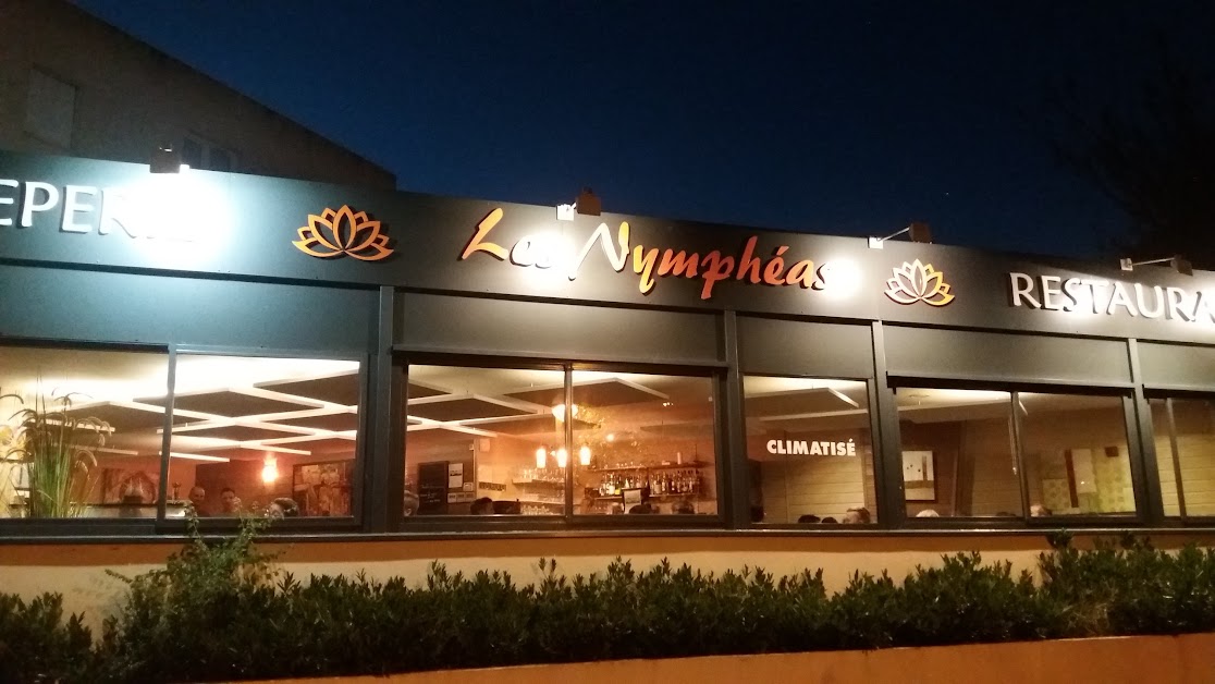 Les Nymphéas restaurant à Saint-Thibault-des-Vignes