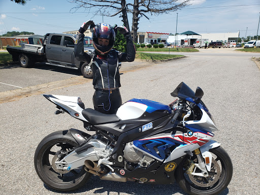 BMW Motorcycle Dealer «Adventure BMW», reviews and photos, 669 Woodlake Dr, Chesapeake, VA 23320, USA