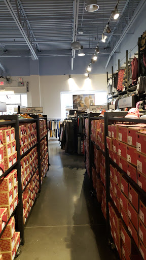 Shoe Store «Vans», reviews and photos, 10600 Quil Ceda Blvd #0660, Tulalip, WA 98271, USA