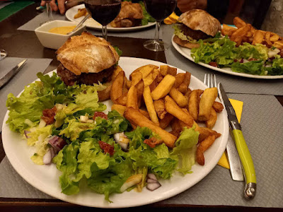 L'Embuscade, restaurant d'inclusion géré par l'association Torchons & Serviettes à Lautrec