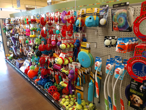 Pet Supply Store «PetPeople», reviews and photos, 1300 E 86th St, Indianapolis, IN 46240, USA