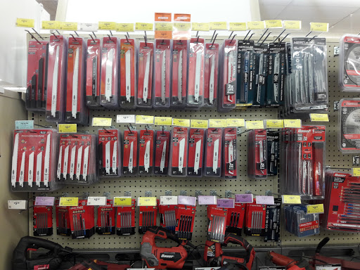 Hardware Store «Harbor Freight Tools», reviews and photos, 3050 N Josey Ln #106, Carrollton, TX 75007, USA