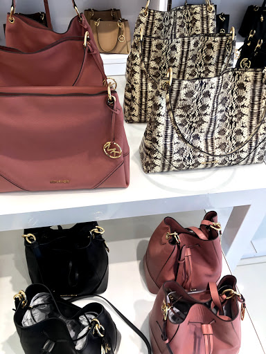 Fashion Accessories Store «Michael Kors», reviews and photos, 20-A Killingworth Turnpike #430, Clinton, CT 06413, USA