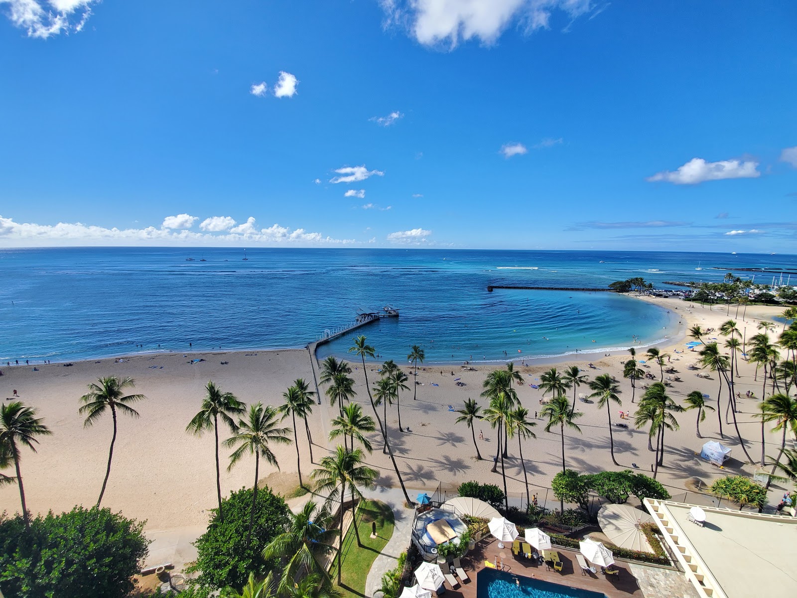 Foto van Kahanamoku Strand met ruim strand