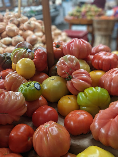 Grocery Store «Whole Foods Market», reviews and photos, 808 Massachusetts Ave, Arlington, MA 02476, USA