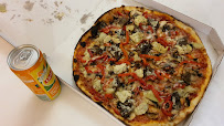 Plats et boissons du Pizzeria H TAG # PIZZA à Antibes - n°4