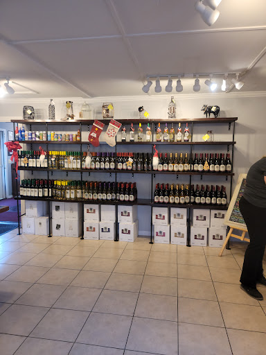 Winery «Treehouse Vineyards», reviews and photos, 301 Bay St, Monroe, NC 28112, USA