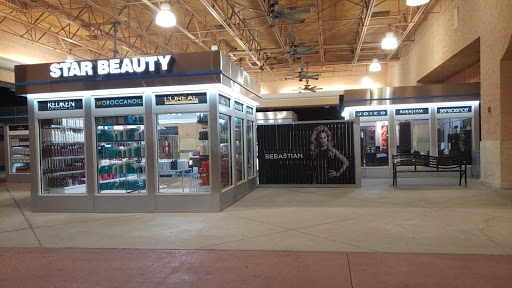 Shopping Mall «Orlando Vineland Premium Outlets», reviews and photos, 8200 Vineland Ave, Orlando, FL 32821, USA