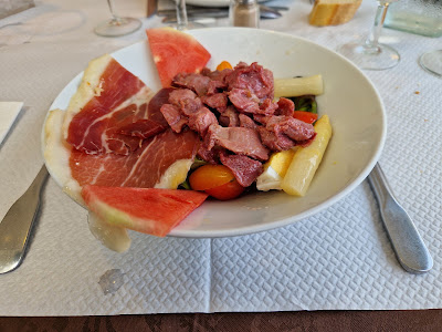 Restaurant Etchebarne à Mendionde