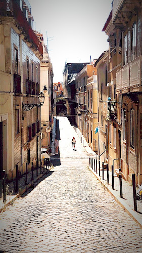 R. Gaivotas 21, 1200-202 Lisboa, Portugal