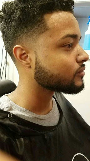 Barber Shop «Red Barbershop & Salon», reviews and photos, 861 Reservoir Ave, Cranston, RI 02910, USA