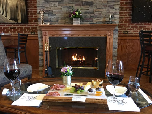 Bed & Breakfast «Lynfred Winery», reviews and photos, 15 S Roselle Rd, Roselle, IL 60172, USA