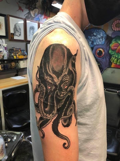 Tattoo Shop «LocoMotive Tattoo Studio», reviews and photos, 3850 E Gulf to Lake Hwy #6, Inverness, FL 34453, USA